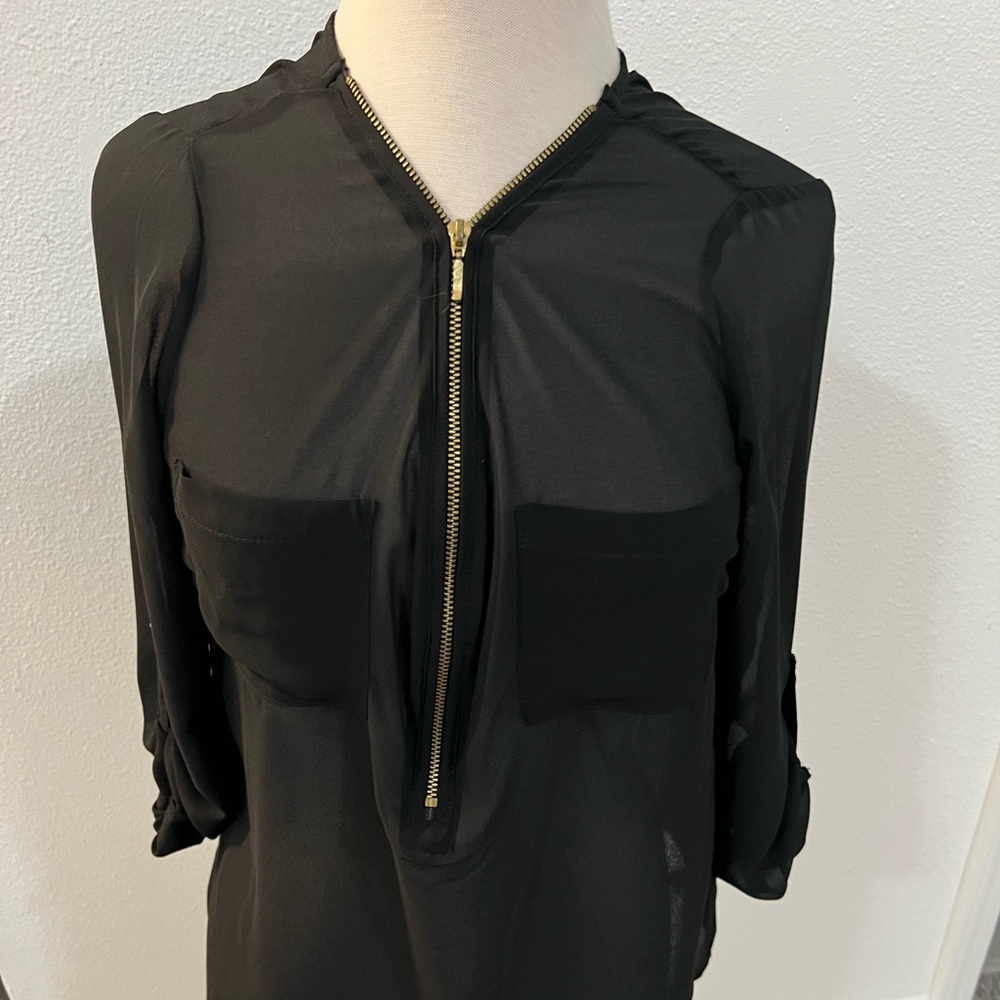 Black zipper top